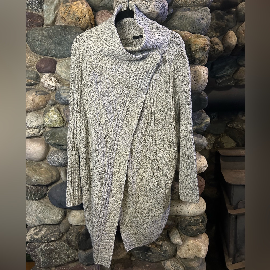 Rdi Sweater
